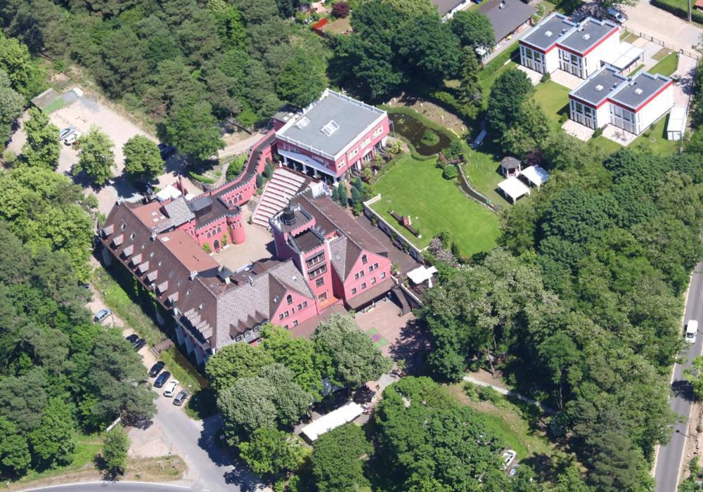 The Lakeside - Burghotel Zu Strausberg Buitenkant foto